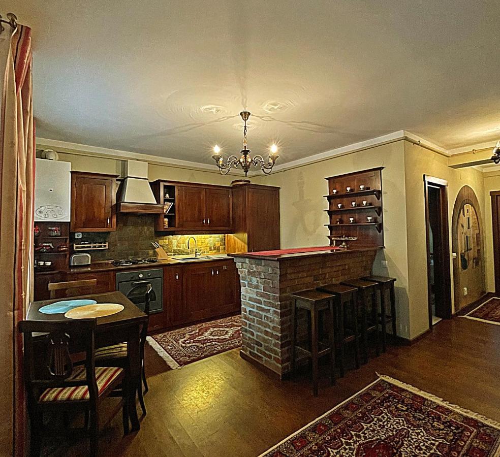Antik Apartment Сібіу Екстер'єр фото